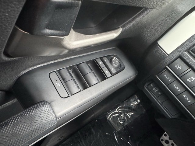 Used 2024 Toyota Tacoma TRD Sport image 31