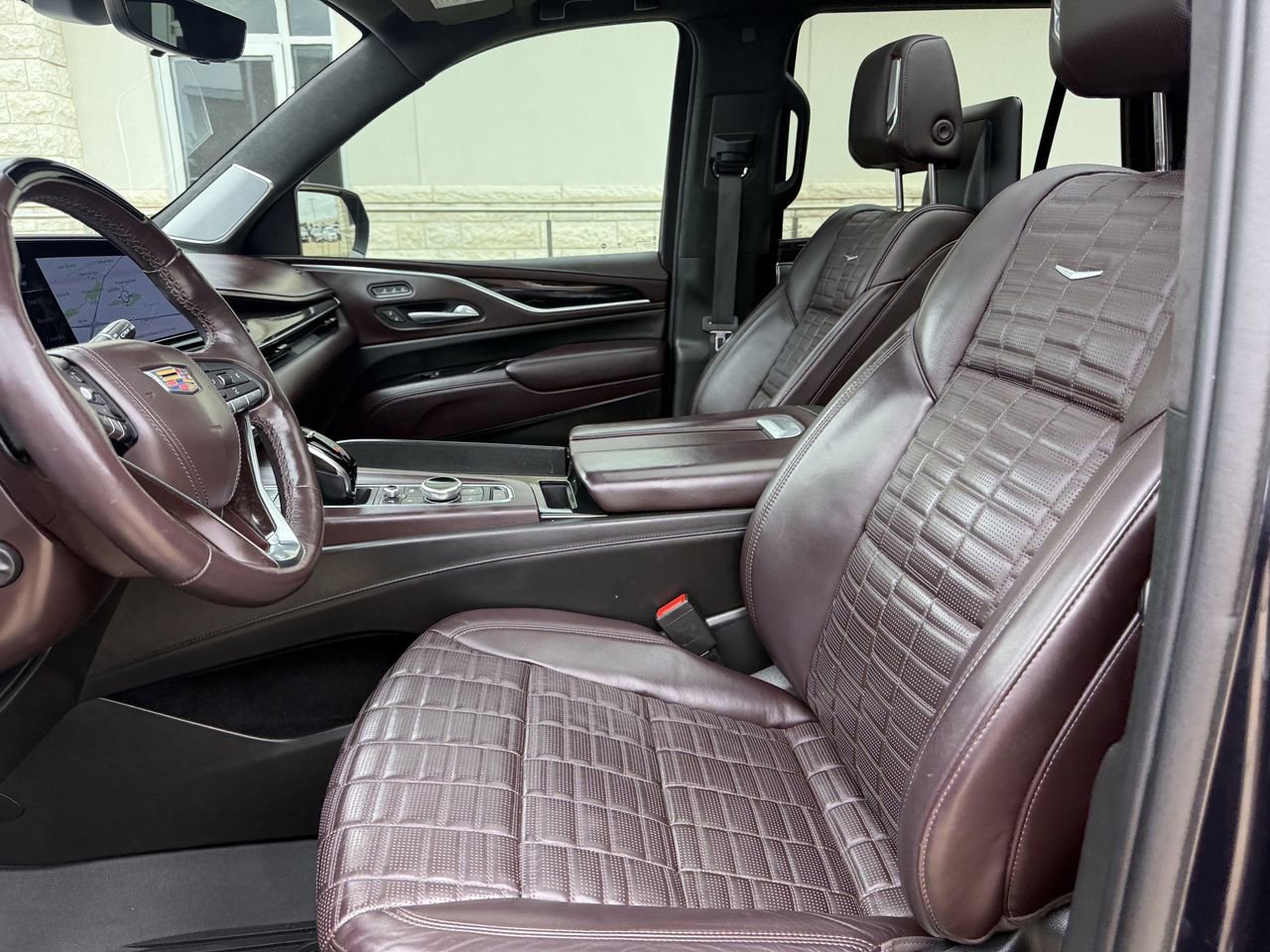 Used 2023 Cadillac Escalade Sport Platinum w/ LPO, ONYX Package image 24