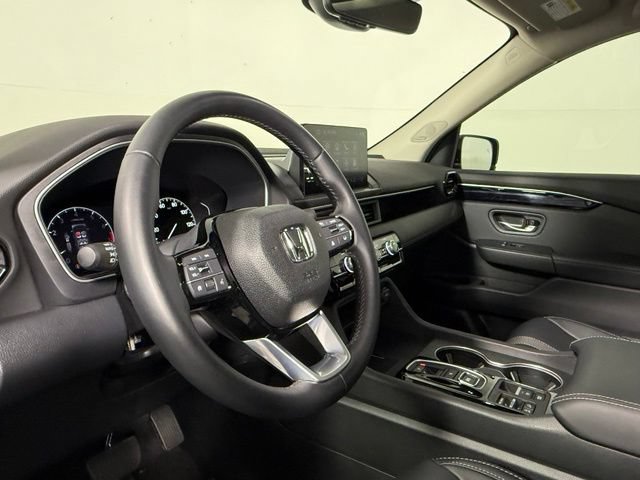 Used 2025 Honda Pilot Touring image 14