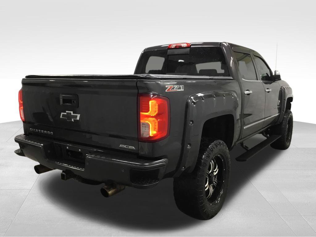Used 2016 Chevrolet Silverado 1500 LTZ Z71 w/ LTZ Plus Package AWD/4WD image 18