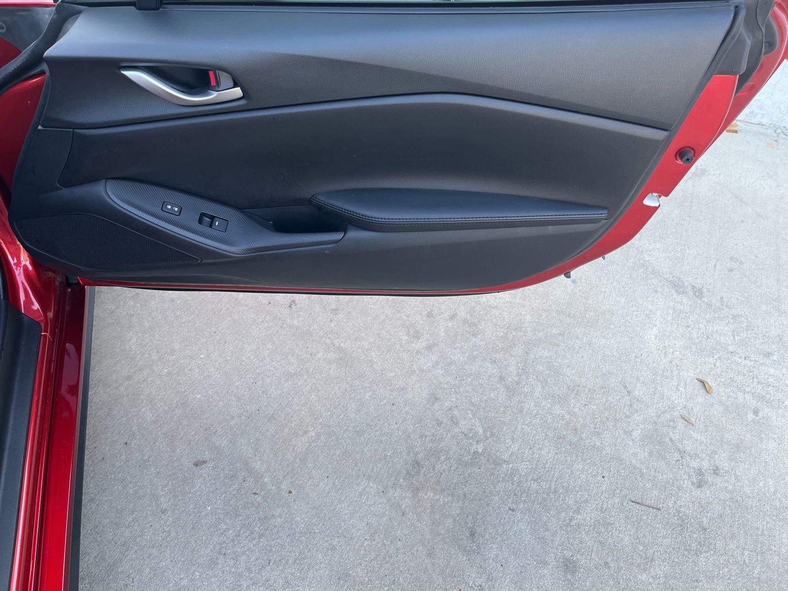 Used 2024 MAZDA MX-5 Miata Sport RWD image 14