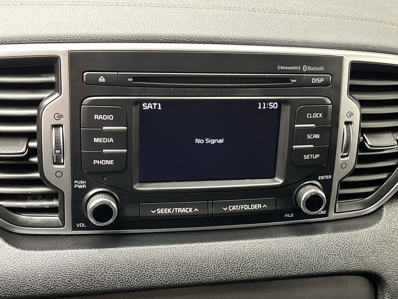 Used 2018 Kia Sportage LX AWD/4WD image 16