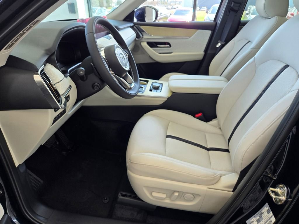 New 2025 MAZDA CX-90 3.3 Turbo S w/ Premium Plus image 17