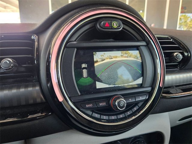 Used 2019 MINI Cooper Clubman Signature image 14