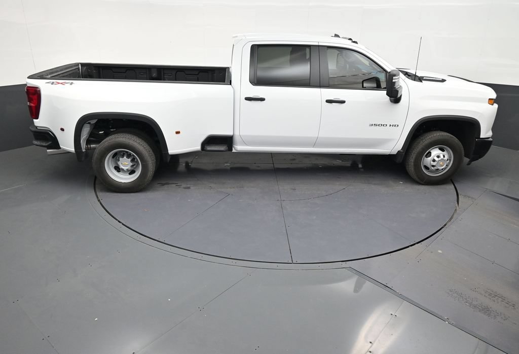 Used 2026 Chevrolet Silverado 3500 W/T AWD/4WD image 16