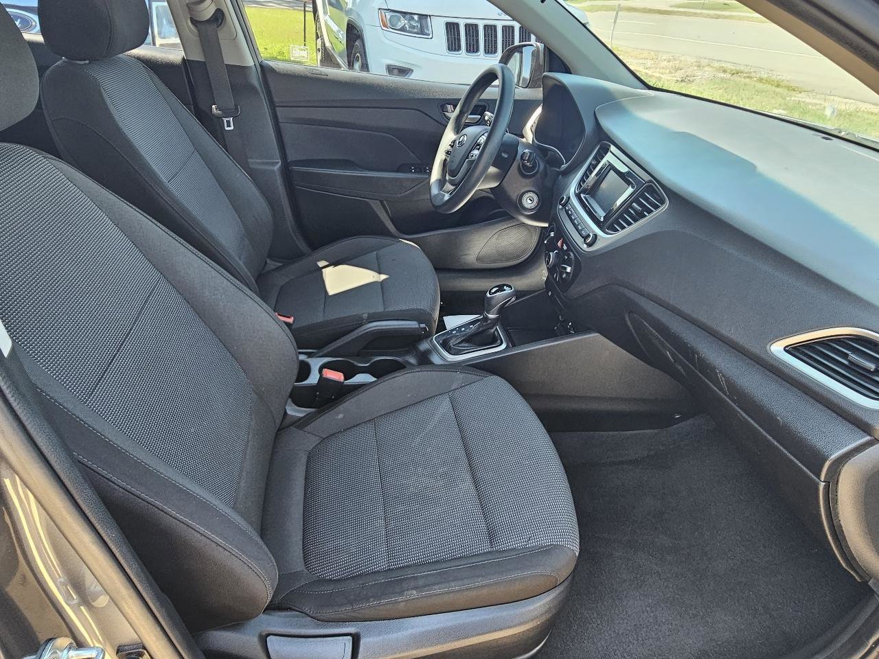 Used 2019 Hyundai Accent SE FWD image 14