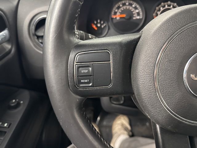 Used 2014 Jeep Patriot Latitude image 29