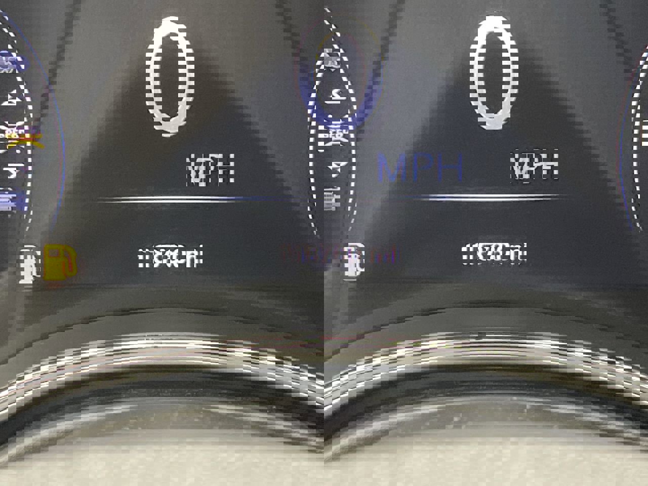 Used 2018 Jeep Grand Cherokee Limited image 16