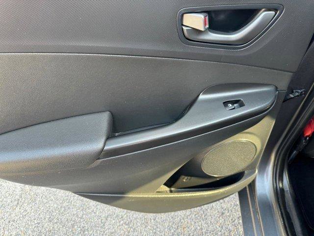 Used 2019 Hyundai Kona Ultimate FWD image 38