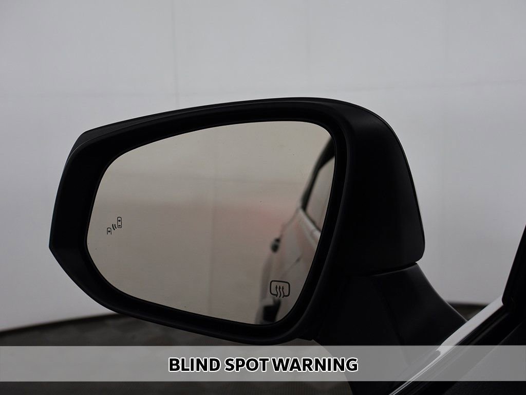 Used 2022 Toyota Highlander XLE image 5