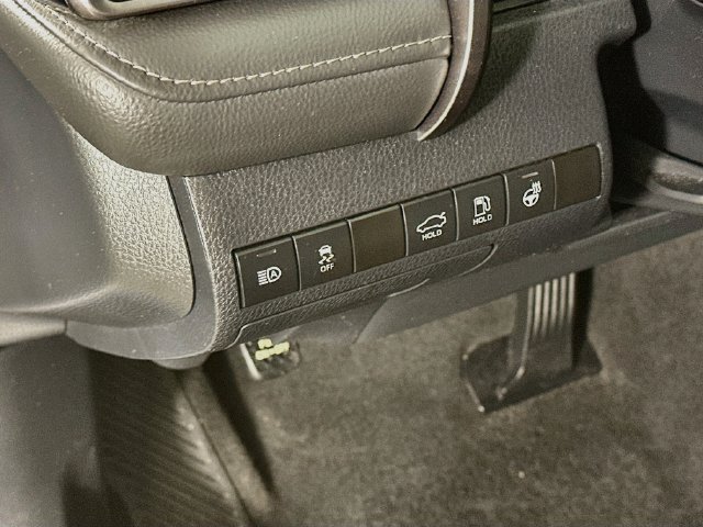 Used 2024 Toyota Camry SE w/ Cold Weather Package FWD image 22