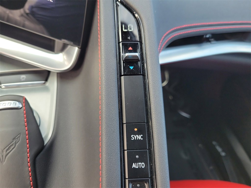 Used 2023 Chevrolet Corvette Stingray Coupe w/ Z51 Performance Package image 32