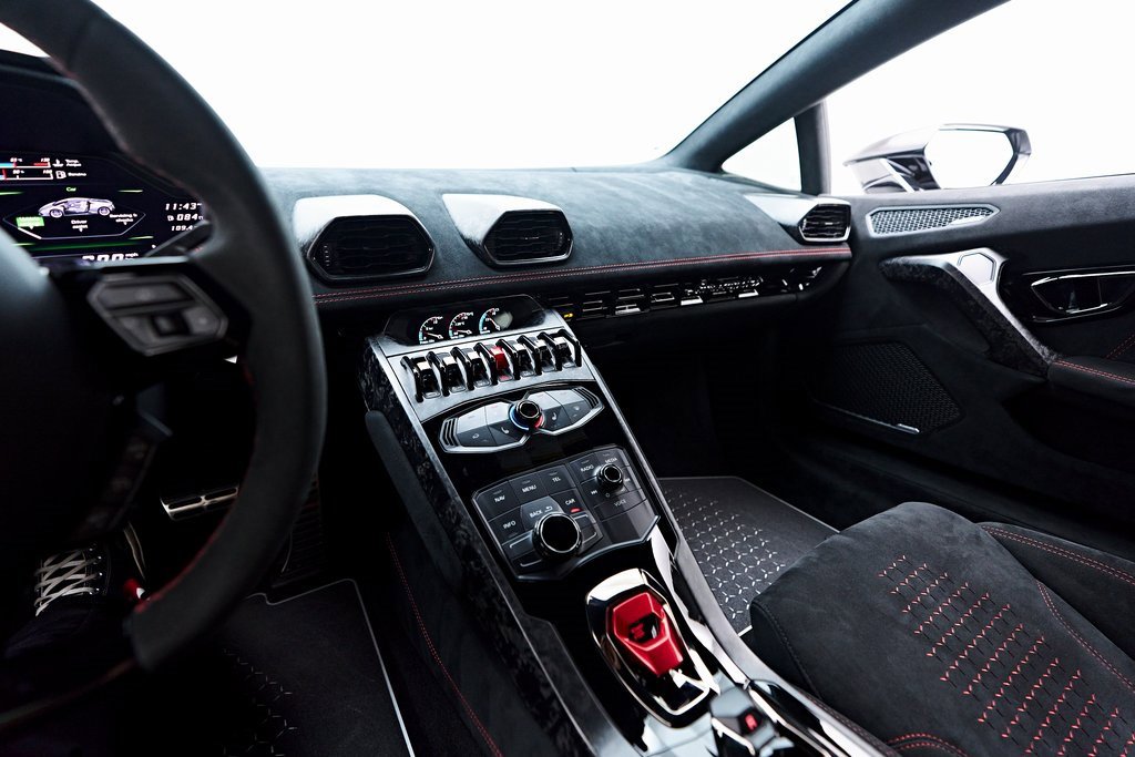 Used 2018 Lamborghini Huracan Performante image 79