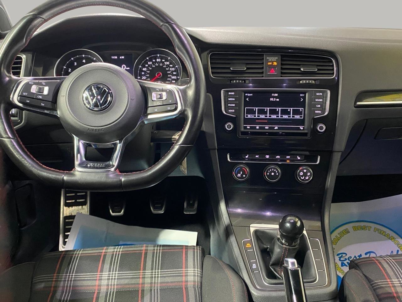 Used 2017 Volkswagen GTI S FWD image 10