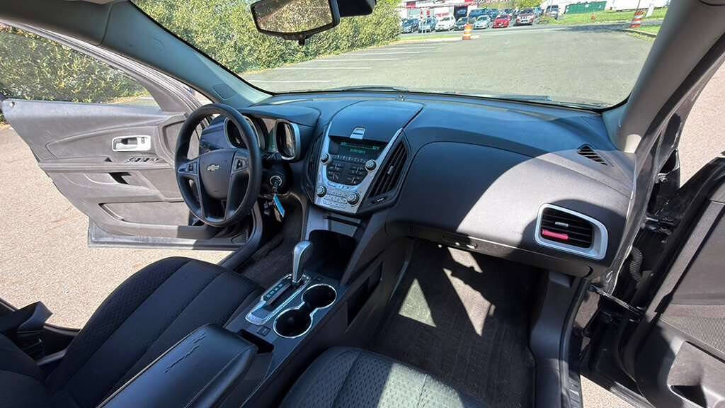 Used 2012 Chevrolet Equinox LS w/ LPO, Protection Package AWD/4WD image 28