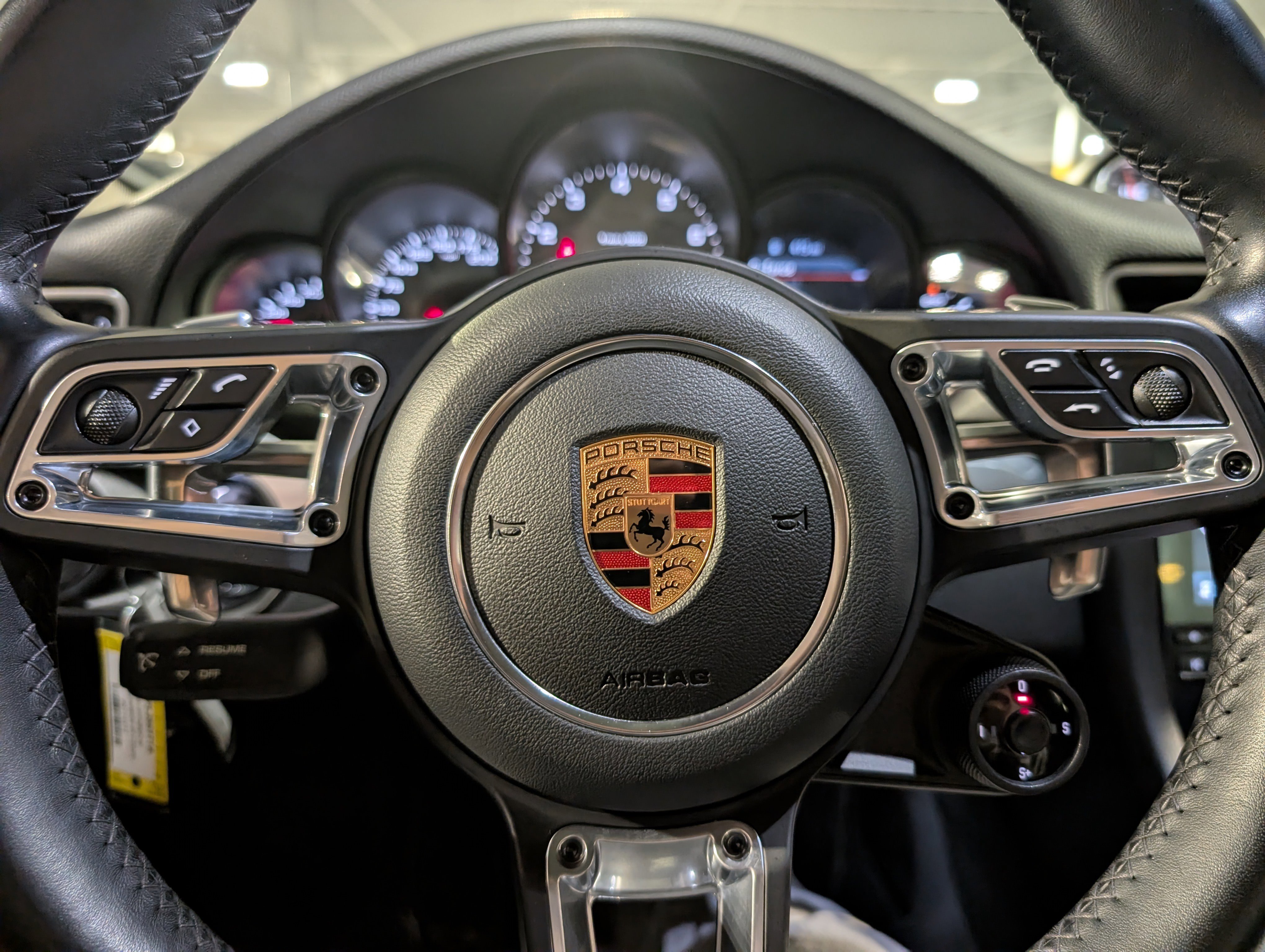 Certified 2019 Porsche 911 Carrera 4S image 28