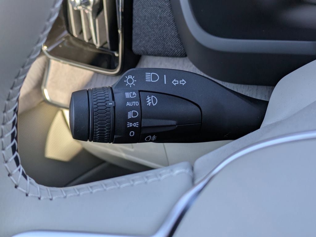 New 2026 Volvo XC90 B6 Ultra w/ Protection Package Premier AWD/4WD image 37