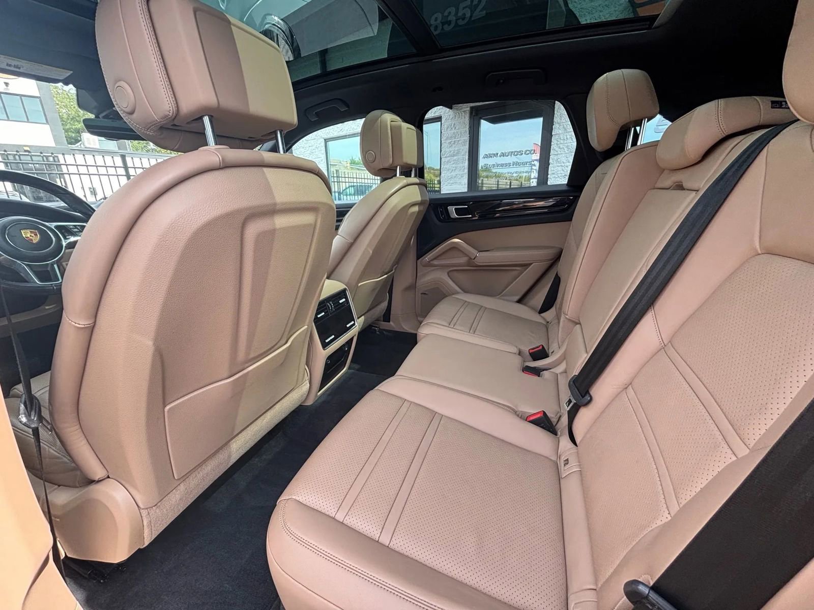 Used 2019 Porsche Cayenne image 51