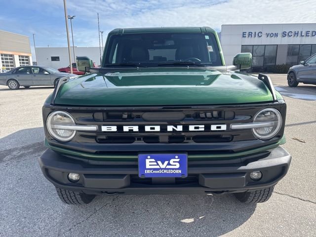 Used 2025 Ford Bronco Outer Banks AWD/4WD image 3
