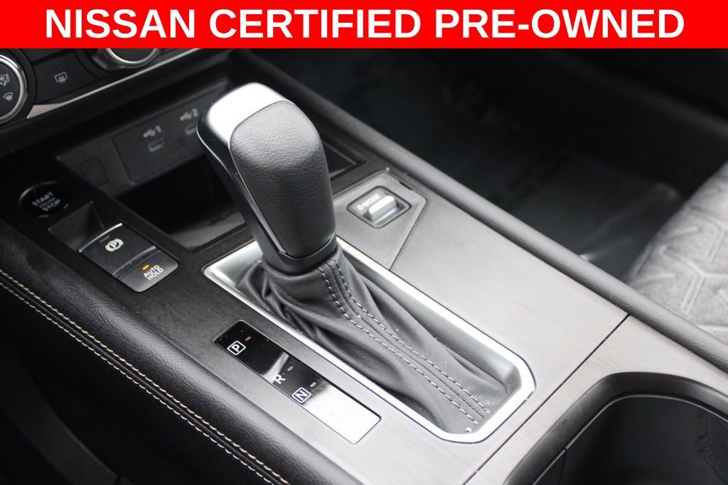 Certified 2025 Nissan Kicks SV image 39
