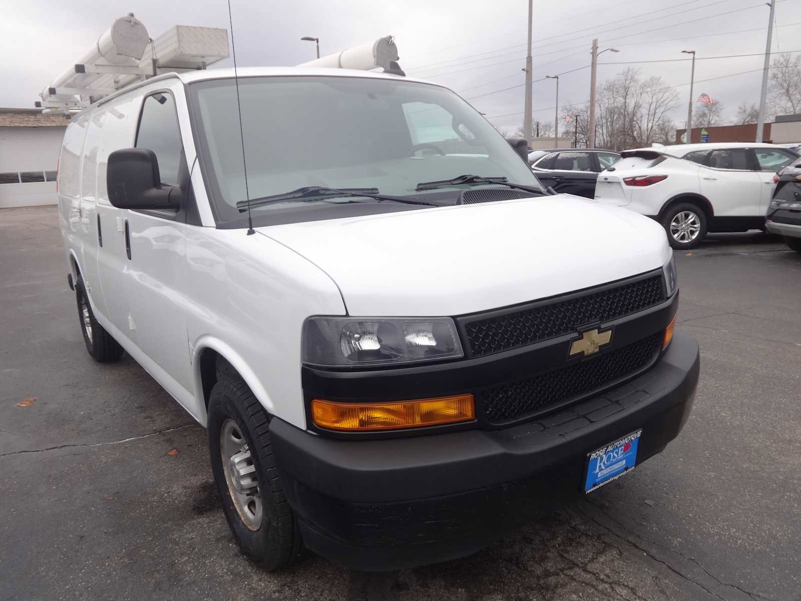 Used 2021 Chevrolet Express 2500 w/ Driver Convenience Package image 1