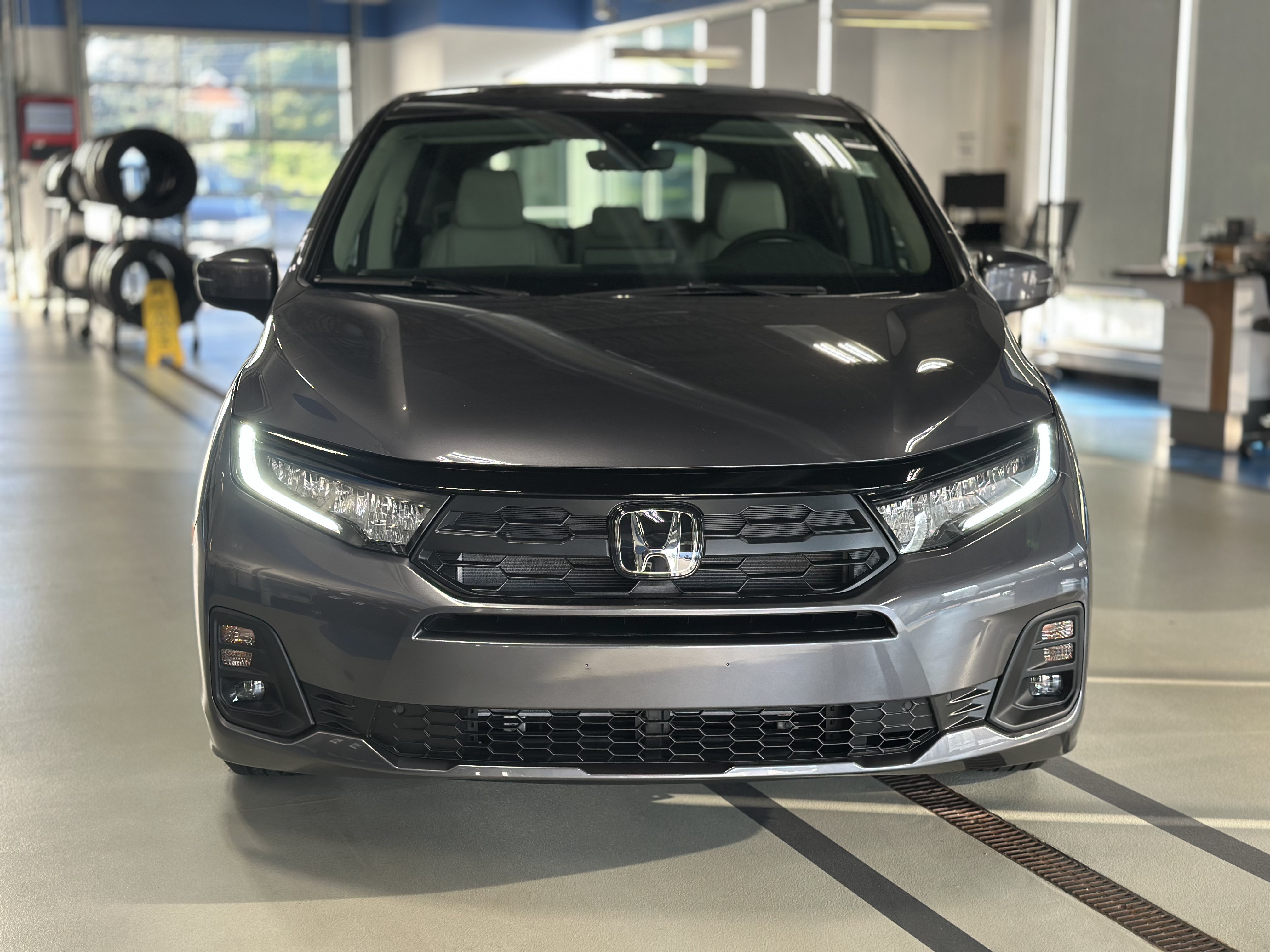 New 2026 Honda Odyssey EX-L image 3
