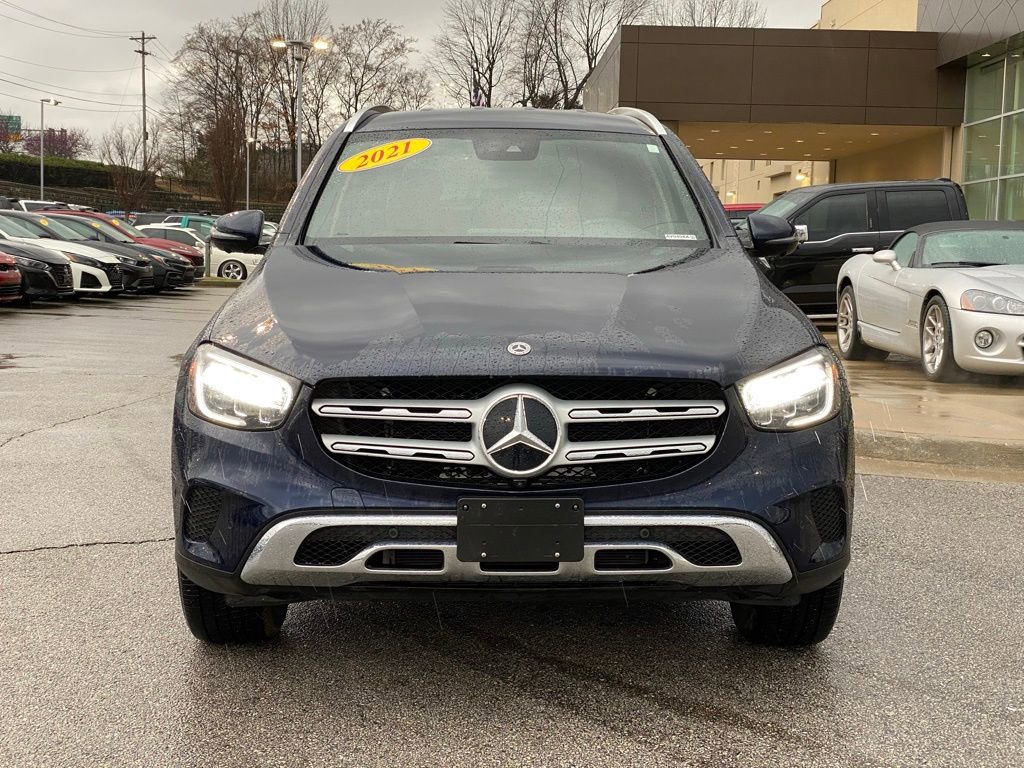 Used 2021 Mercedes-Benz GLC 300 4MATIC image 2