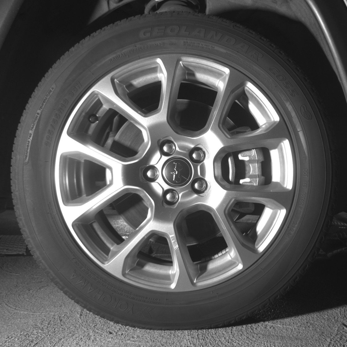 Used 2025 Jeep Compass Limited image 13