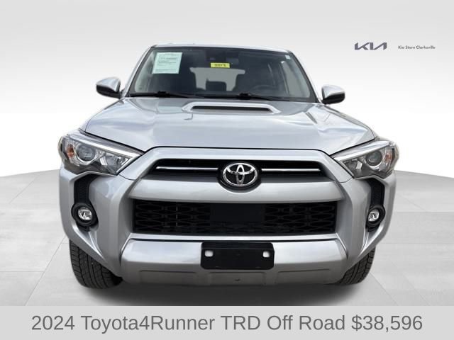 Used 2024 Toyota 4Runner TRD Off-Road image 3