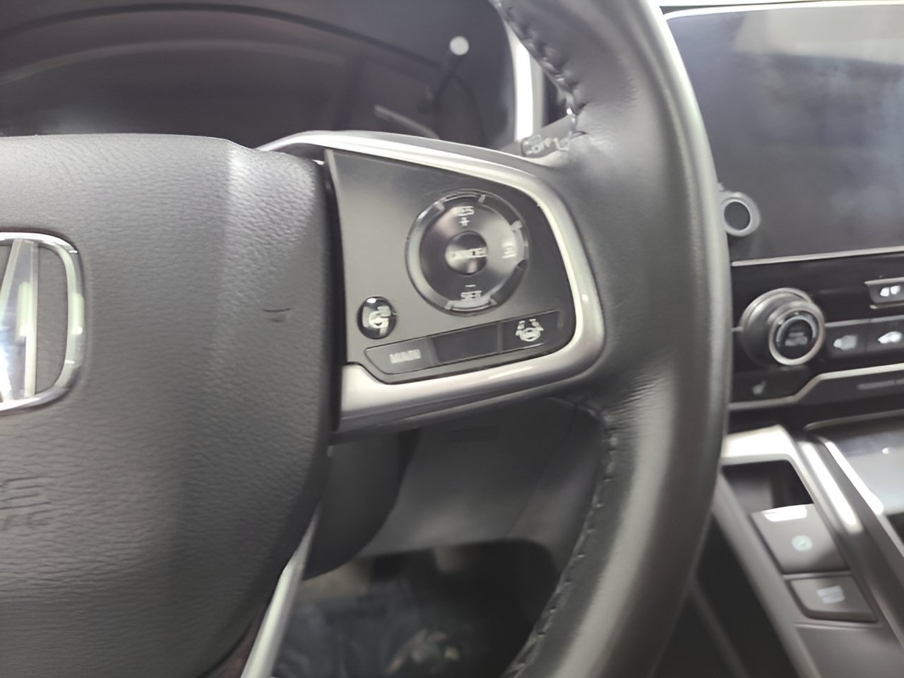 Certified 2020 Honda CR-V Touring image 27