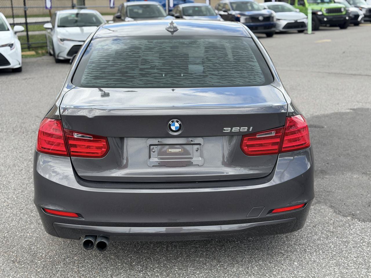 Used 2013 BMW 328i Sedan RWD image 5