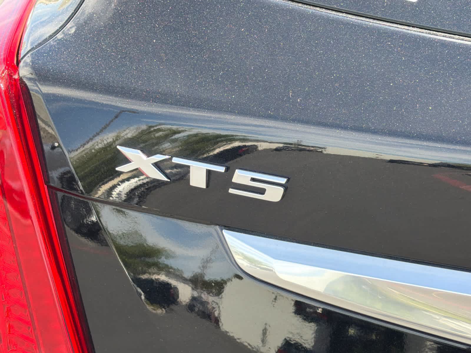 Used 2017 Cadillac XT5 FWD image 27