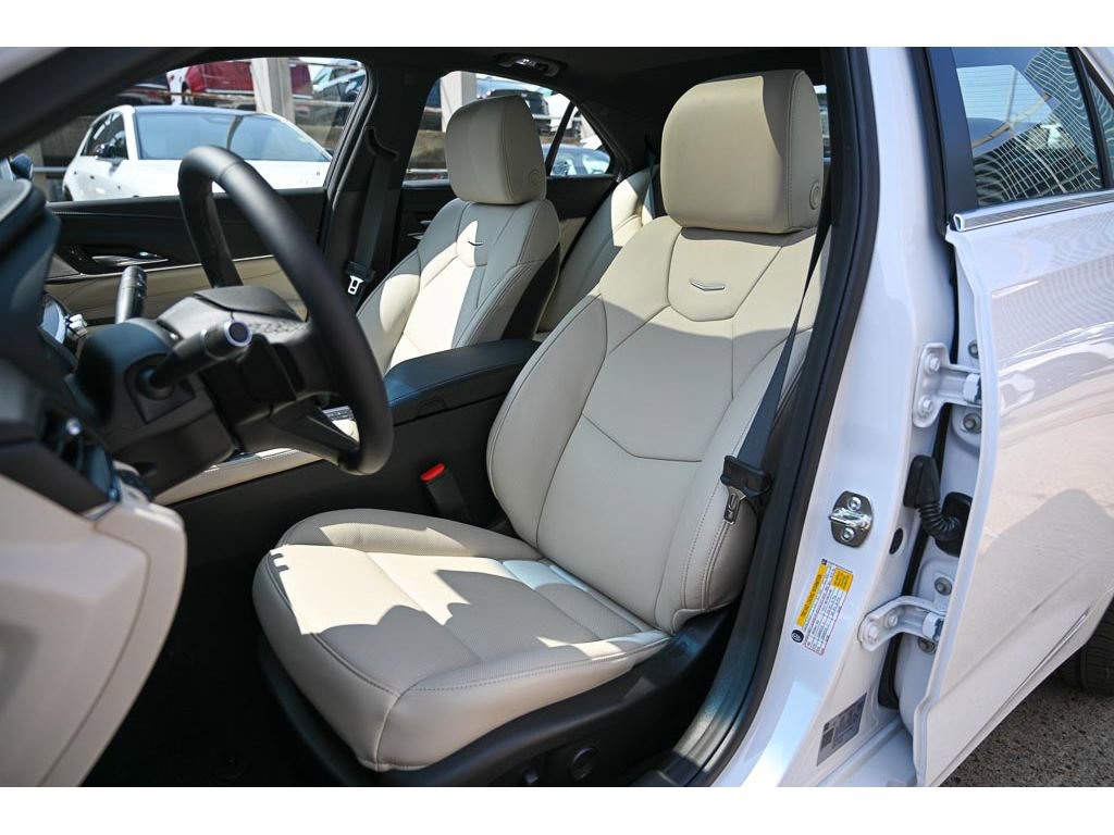 New 2025 Cadillac CT4 Premium Luxury image 19