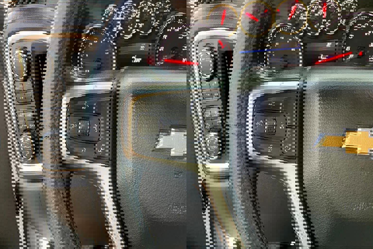 Used 2022 Chevrolet Silverado 2500 LTZ w/ Safety Package image 23