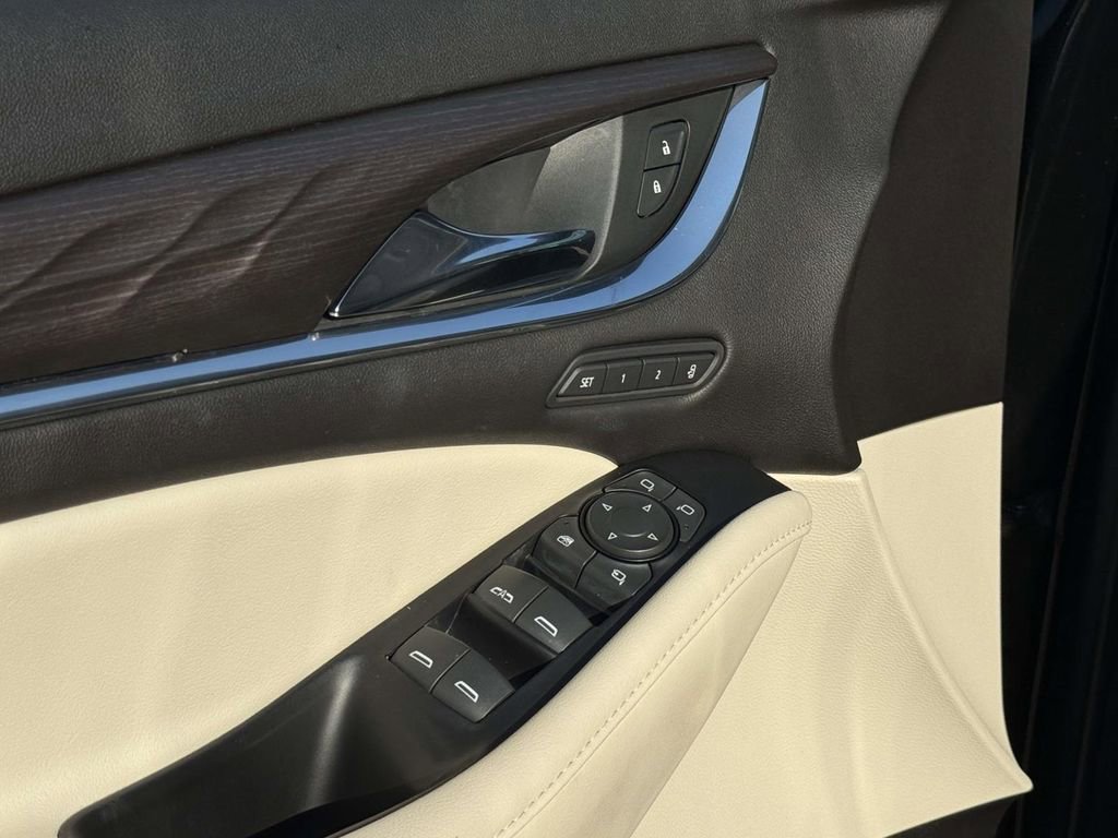 Used 2023 Buick Enclave Avenir w/ Avenir Technology Package image 21