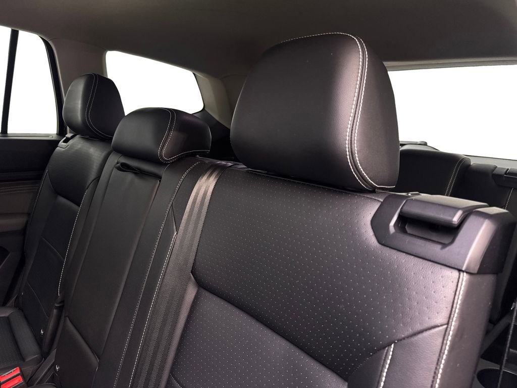 Used 2022 Volkswagen Atlas SE w/ Panoramic Sunroof Package FWD image 34