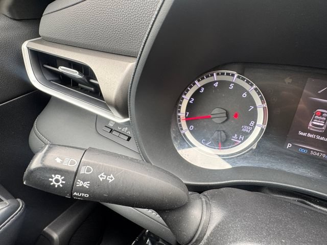 Used 2021 Toyota Highlander L FWD image 25