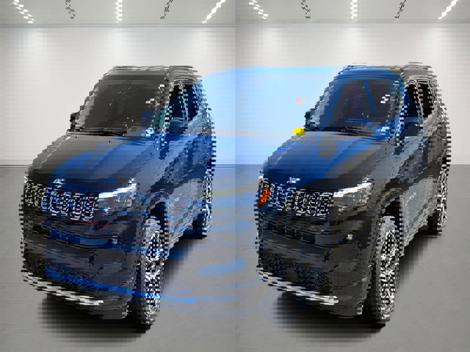 Used 2025 Jeep Compass Limited w/ Elite Group image 1