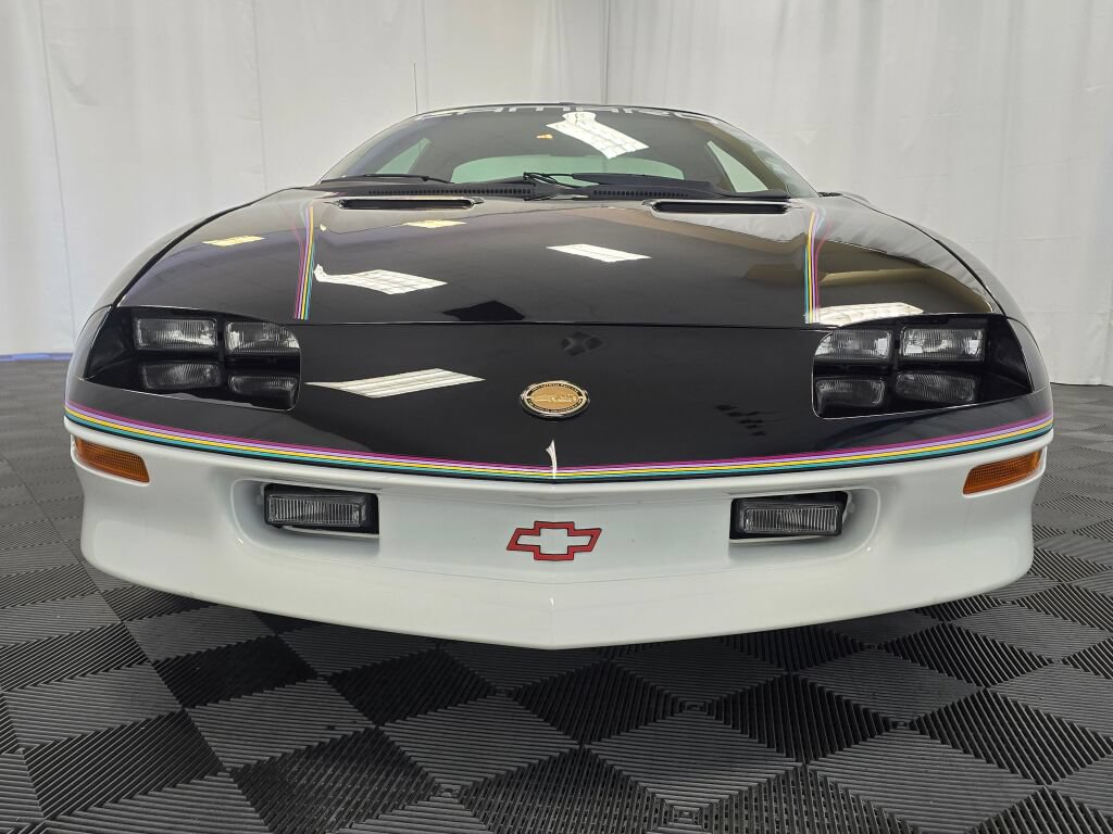 Used 1993 Chevrolet Camaro Z28 RWD image 8