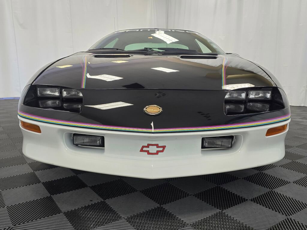 Used 1993 Chevrolet Camaro Z28 image 8