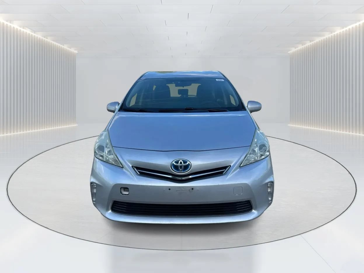 Used 2012 Toyota Prius V Three FWD image 2