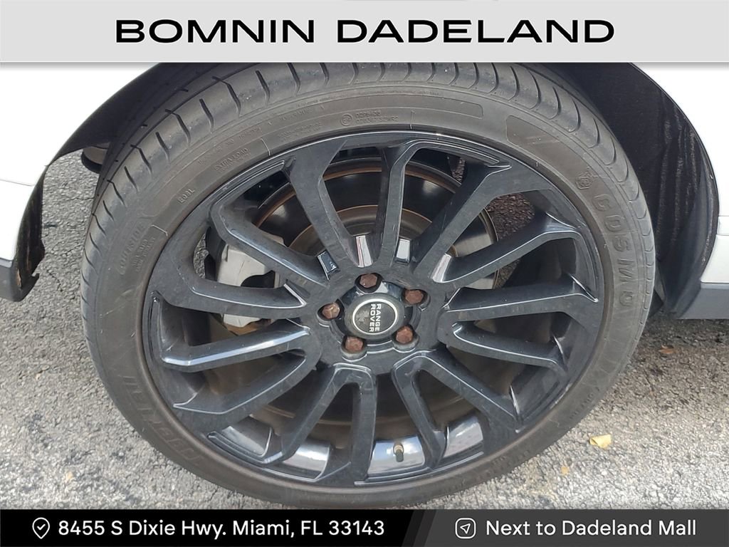 Used 2020 Land Rover Range Rover HSE image 5