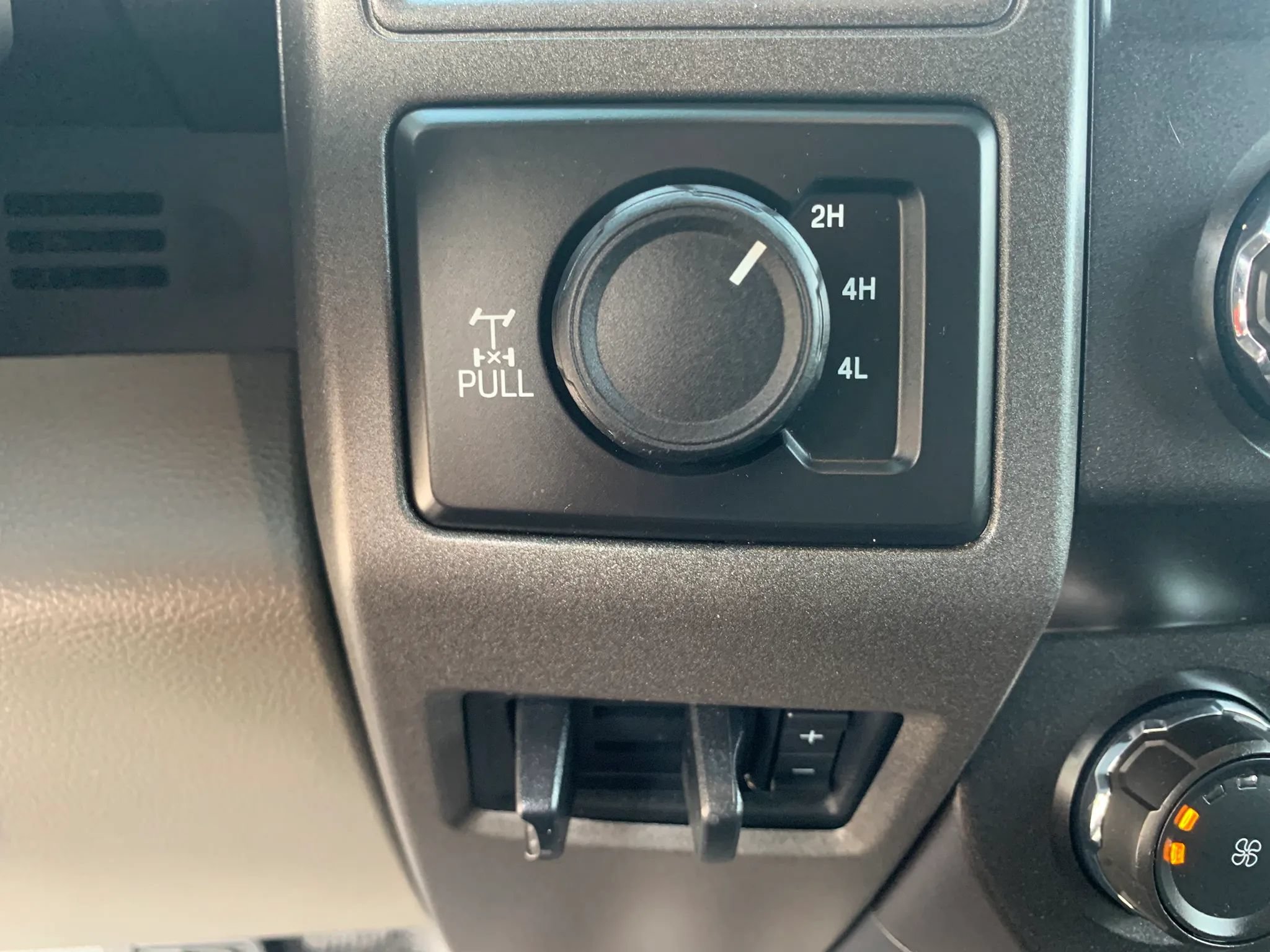 Used 2019 Ford F250 XL w/ XL Value Package AWD/4WD image 17