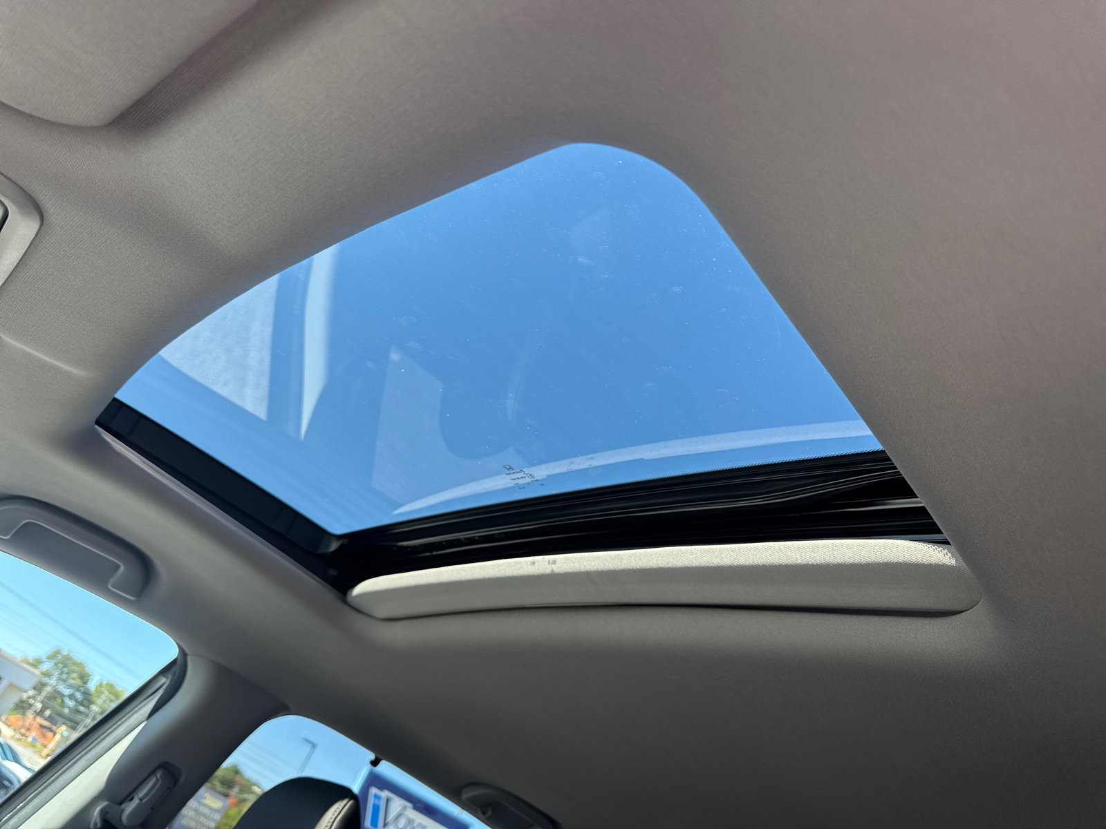 Used 2022 Honda Pilot EX-L image 32