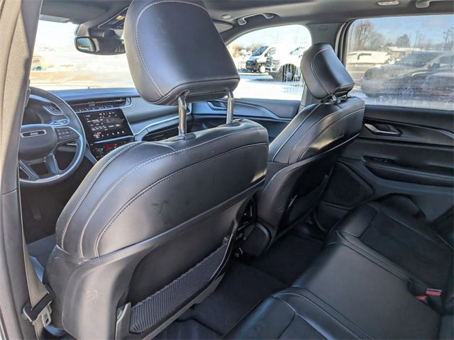 Used 2024 Jeep Grand Cherokee Altitude image 26