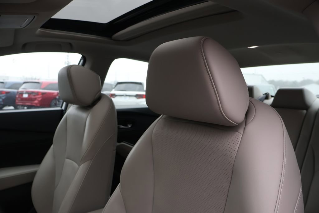 Used 2023 Honda Accord Touring image 32