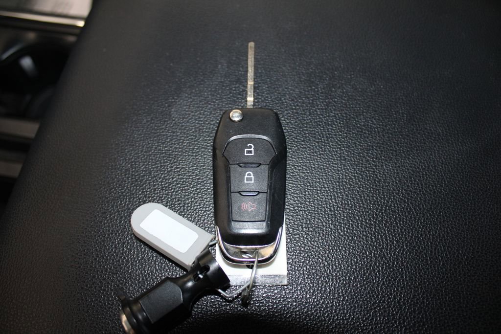 Used 2024 Ford F150 XLT w/ Mobile Office Package image 56