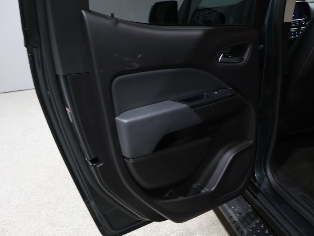 Used 2017 Chevrolet Colorado Z71 image 18