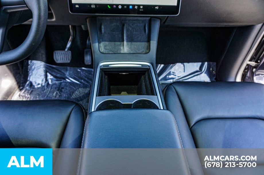 Used 2021 Tesla Model Y Long Range AWD/4WD image 41