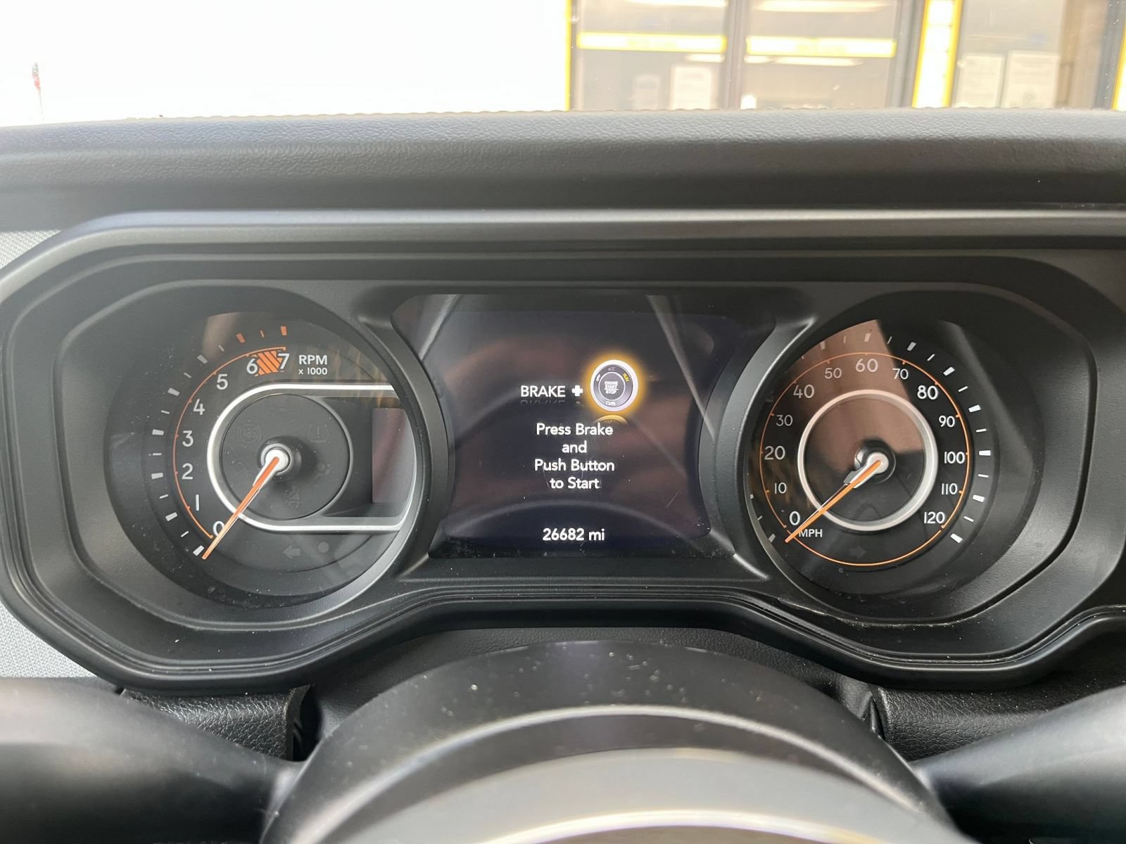 Used 2025 Jeep Wrangler Unlimited Sahara AWD/4WD image 39